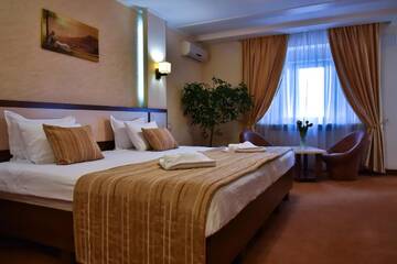 Фото номера Люкс Отель 7 Sky Hotel Klinicheskaya Street (2d entrance) г. Киев 5