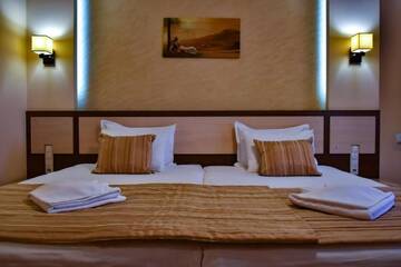 Фото номера Люкс Отель 7 Sky Hotel Klinicheskaya Street (2d entrance) г. Киев 3