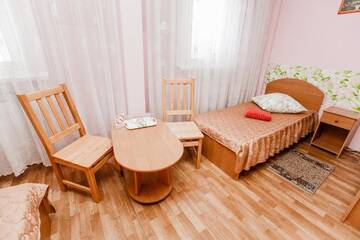 Фото номера Стандартный трехместный номер Отель Отель ЛаМа2 г. Киев 5