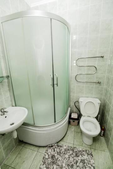 Фото номера Стандартный трехместный номер Отель Отель ЛаМа2 г. Киев 6
