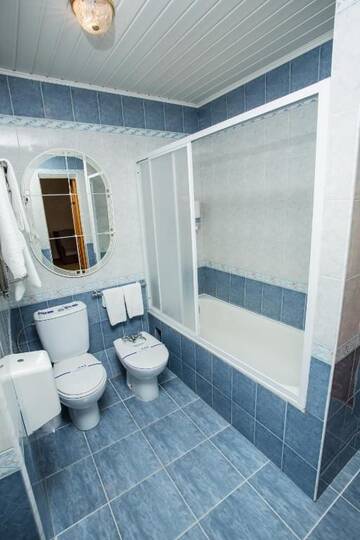 Фото номера Роскошные апартаменты Отель Гостиница Мир г. Киев 9