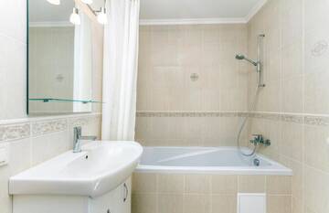 Фото номера Апартаменты-студио на ул. Саксаганского, 7 Апартаменты LuxCenterApartment г. Киев 4