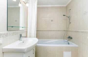 Фото номера Апартаменты-студио на ул. Саксаганского, 7 Апартаменты LuxCenterApartment г. Киев 6