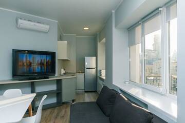 Фото номера Apartment on Klugrouniversitetskaya 2/1 Апартаменты Alex Apartments near Kreshatik st г. Киев 2