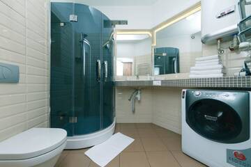 Фото номера Apartment on Klugrouniversitetskaya 2/1 Апартаменты Alex Apartments near Kreshatik st г. Киев 13