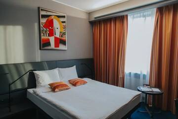 Фото номера Стандартный двухместный номер с 1 кроватью Отель Mercure Kyiv Congress г. Киев 3