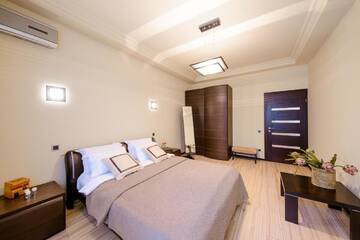 Фото номера Улучшенные апартаменты с 1 спальней Апарт-отели Boutique Apart-Hotel Sherborne г. Киев 6