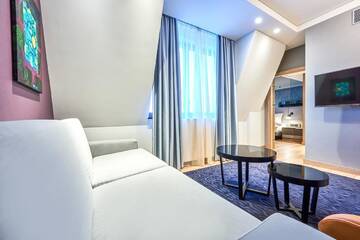 Фото номера Семейный номер Отель Radisson Blu Hotel, Kyiv City Centre г. Киев 3