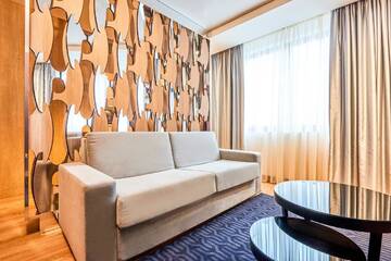 Фото номера Полулюкс Отель Radisson Blu Hotel, Kyiv City Centre г. Киев 3