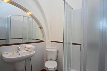 Фото номера Апартаменты-студио - ул. Михайловская, 24В Апартаменты BestKievApartment г. Киев 3