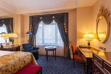 Фото номера Номер Fairmont с кроватью размера &quot;king-size&quot; Отель Fairmont Grand Hotel Kyiv г. Киев 8