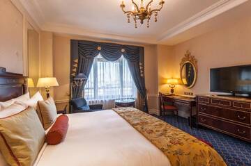 Фото номера Номер Fairmont с кроватью размера &quot;king-size&quot; Отель Fairmont Grand Hotel Kyiv г. Киев 6