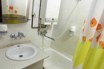 Фото номера Апартаменты с 1 спальней: бульвар Леси Украинки 29 Апартаменты Ukrainian Hotel Service Apartments г. Киев 13