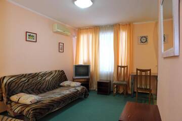 Фото номера Апартаменты на бульваре Дружбы Народов 19а Апартаменты Ukrainian Hotel Service Apartments г. Киев 6