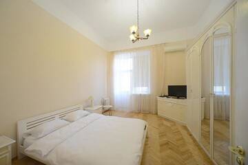 Фото номера Номер-студио Апартаменты KievApts Maydan Apartments г. Киев 2