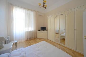 Фото номера Номер-студио Апартаменты KievApts Maydan Apartments г. Киев 5
