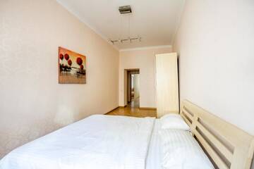 Фото номера Мезонет Апартаменты KievApts Maydan Apartments г. Киев 15