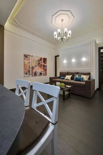 Фото номера Апартаменты с душем Апартаменты KievApts Maydan Apartments г. Киев 3