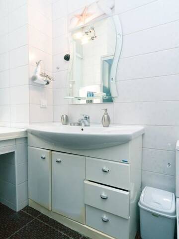 Фото номера Апартаменты с 2 спальнями Апартаменты Apartment near Olympic stadium г. Киев 50
