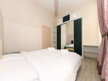 Фото номера Апартаменты с 2 спальнями Апартаменты Apartment near Olympic stadium г. Киев 52