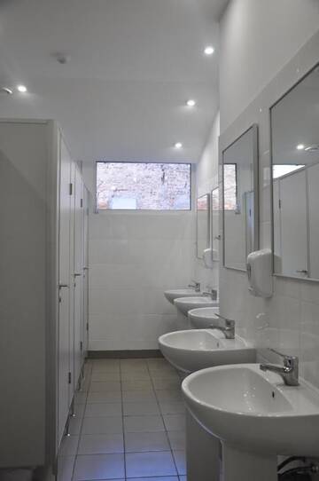 Фото номера Кровать в общем номере с 2 кроватями Хостелы Z-Hostel г. Киев 6