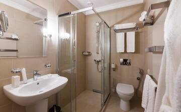 Фото номера Двухместный суперлюкс с 1 кроватью Отель Crystal Hotel г. Киев 19