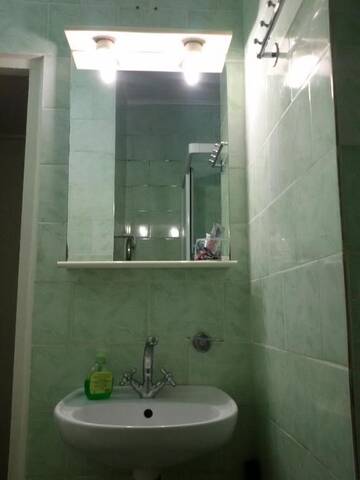 Фото номера Апартаменты с 1 спальней Апартаменты Apartment Gospitalna Street 2 г. Киев 16