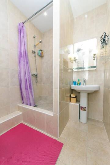 Фото номера Апартаменты с душем Апартаменты Apartment 13А Holosiivska Street г. Киев 9