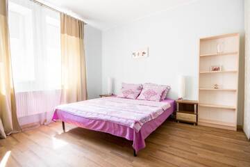 Фото номера Апартаменты с балконом Апартаменты Apartment 13А Holosiivska Street г. Киев 10