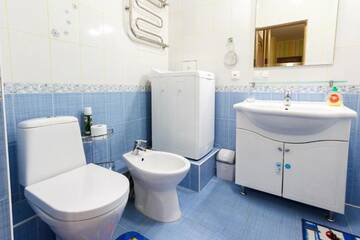 Фото номера Апартаменты с балконом Апартаменты Apartment 13А Holosiivska Street г. Киев 13