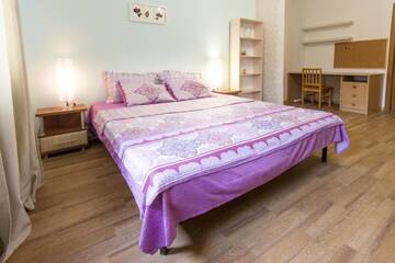 Фото номера Апартаменты с балконом Апартаменты Apartment 13А Holosiivska Street г. Киев 8