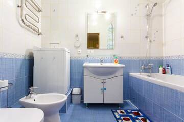 Фото номера Апартаменты с балконом Апартаменты Apartment 13А Holosiivska Street г. Киев 15