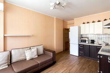 Фото номера Апартаменты с балконом Апартаменты Apartment 13А Holosiivska Street г. Киев 21