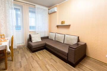 Фото номера Апартаменты с балконом Апартаменты Apartment 13А Holosiivska Street г. Киев 24