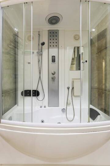 Фото номера Улучшенные апартаменты Апартаменты Apartment 13А Holosiivska Street г. Киев 13