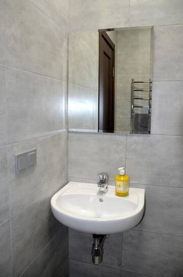 Фото номера Улучшенные апартаменты Апартаменты SKY Apartment Virmenska г. Киев 15