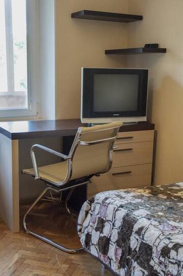 Фото номера Апартаменты с 2 спальнями Апартаменты Kvartirkoff na Obolonskiy 16a г. Киев 9
