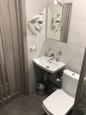 Фото номера Номер Делюкс с кроватью размера «queen-size» Апартаменты East Residence г. Киев 4