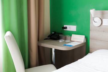 Фото номера Двухместный номер с 2 отдельными кроватями Отель Raziotel Kyiv Yamska г. Киев 3