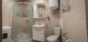 Фото номера Апартаменты с балконом Апартаменты Apartment near metro Pozniaky г. Киев 9