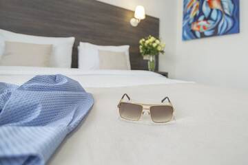 Фото номера Полулюкс, вид на бассейн Отель SPA Hotel Galera г. Киев 4