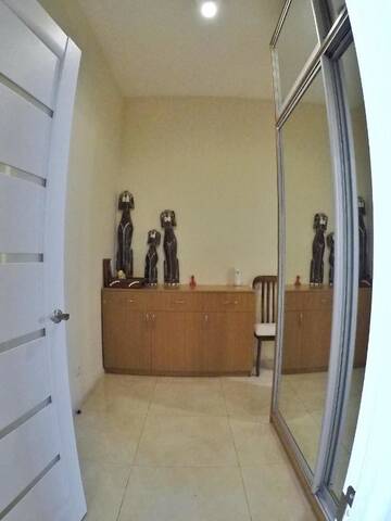 Фото номера Улучшенные апартаменты Апартаменты Apartment on Dragomirova г. Киев 6
