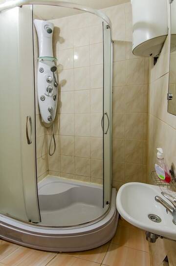 Фото номера Улучшенные апартаменты Апартаменты VIP apartment on 14 Vidradnyi Avenue г. Киев 7