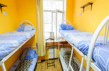 Фото номера Кровать в общем 8-местном номере Хостелы Yourhostel Svyatoshino г. Киев 9