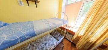 Фото номера Кровать в общем 4-местном номере для мужчин и женщин Хостелы Yourhostel Svyatoshino г. Киев 7
