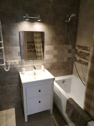 Фото номера Улучшенные апартаменты Апартаменты Comfort Apartment on Bogdanivska street 7b г. Киев 15