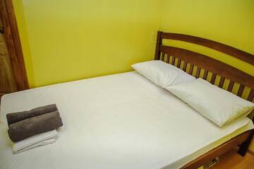 Фото номера Бюджетный двухместный номер с 1 кроватью Хостелы Golden Globus Hostel г. Киев 5