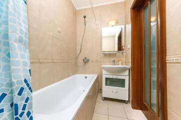 Фото номера Апартаменты с 1 спальней Апартаменты Apartment on Lva Tolstoho Street г. Киев 24