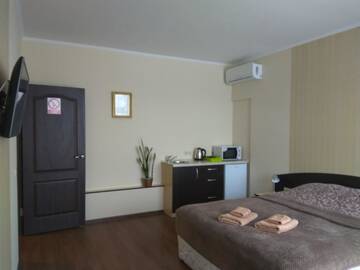 Фото номера Номер-студио с кроватью размера «king-size» 12-1 Апартаменты S&amp;M Apartments - Zarichna г. Киев 5
