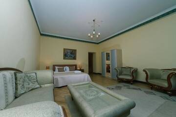 Фото номера Апартаменты Апартаменты Luxury Apartment near Olimpiyskiy Stadium г. Киев 32